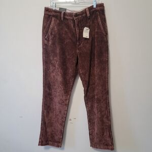 Levi's Men's Corduroy Pants in Rich Brown